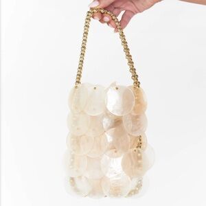 NTW Show me your MuMu Becca Shell Bag